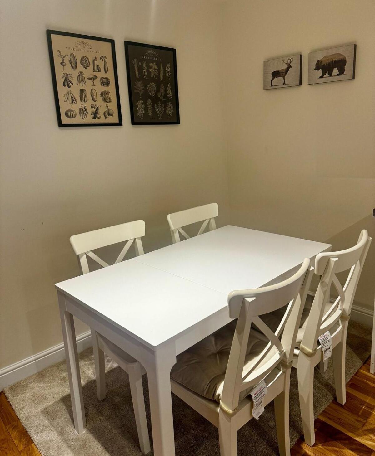 Sutherland Avenue Apartament